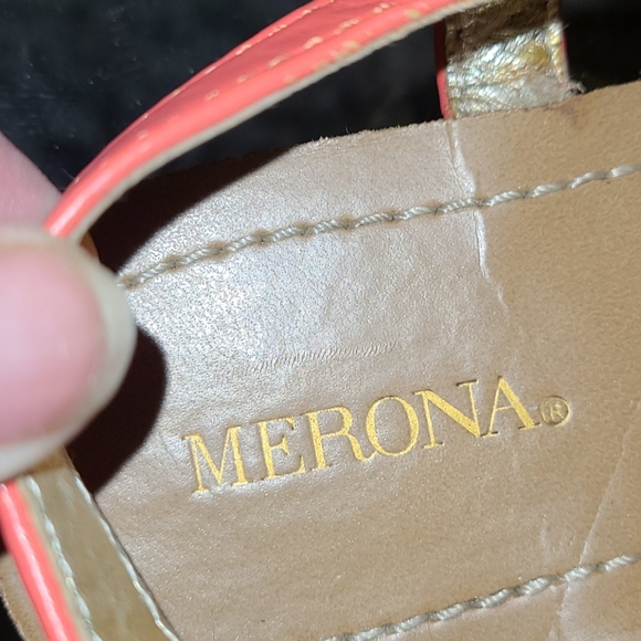 B1GO Free Merona Peach Sandals - Picture 3 of 3